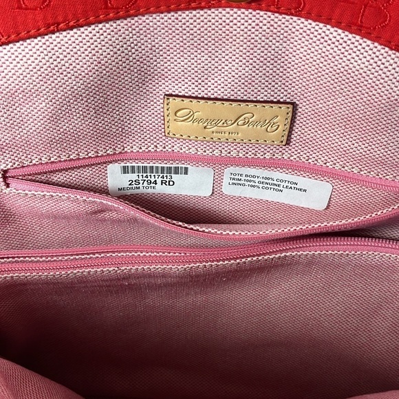 DOONEY AND BOURKE RED CANVAS LEATHER STRAP XL LOGO TOTE TRAVEL SHOULDER BAG NWOT - Picture 6 of 11